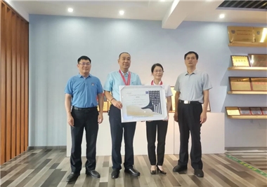 閩旋科技再獲國際發(fā)明獎，泉州市總工會副主席陳坤生一行蒞臨指導和表彰